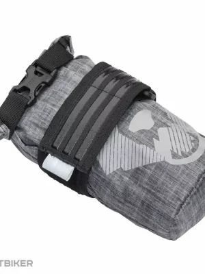 Cenově Výhodný Wolf Tooth TekLite Roll Top Bag taška s adaptérem, 1 l, šedá