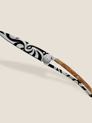 Cenově Výhodný Deejo zavírací nůž Tattoo Tribal juniper wood