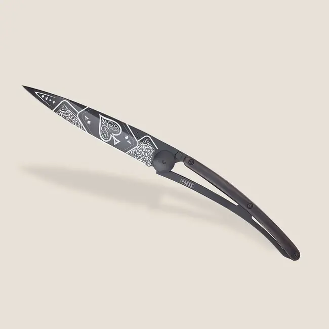 Deejo zavírací nůž Black tattoo biker ebony wood Good Luck Objednat Nyní
